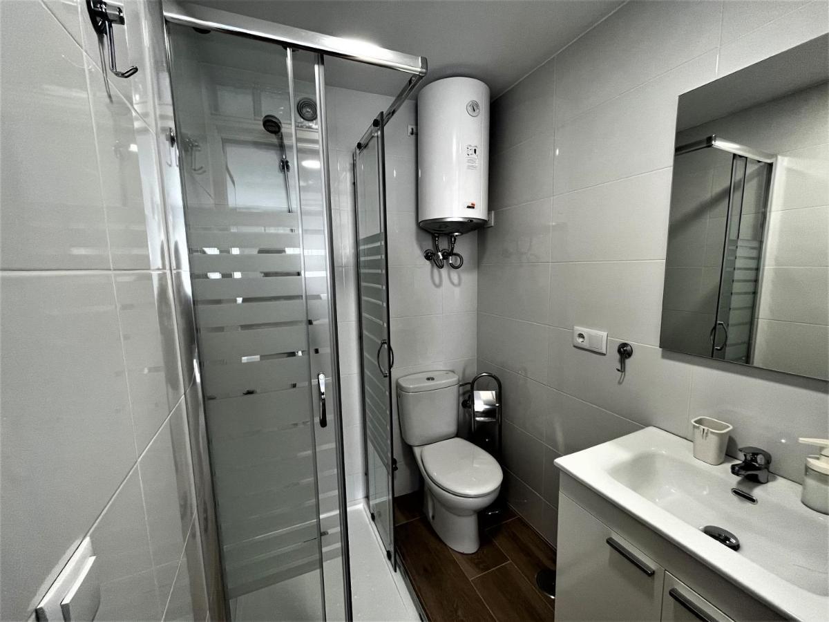 Ver7 - Estudio, Wifi, Fire Stick Amazon, Terraza, Vistas Al Mar, Piscina Torremolinos Bagian luar foto