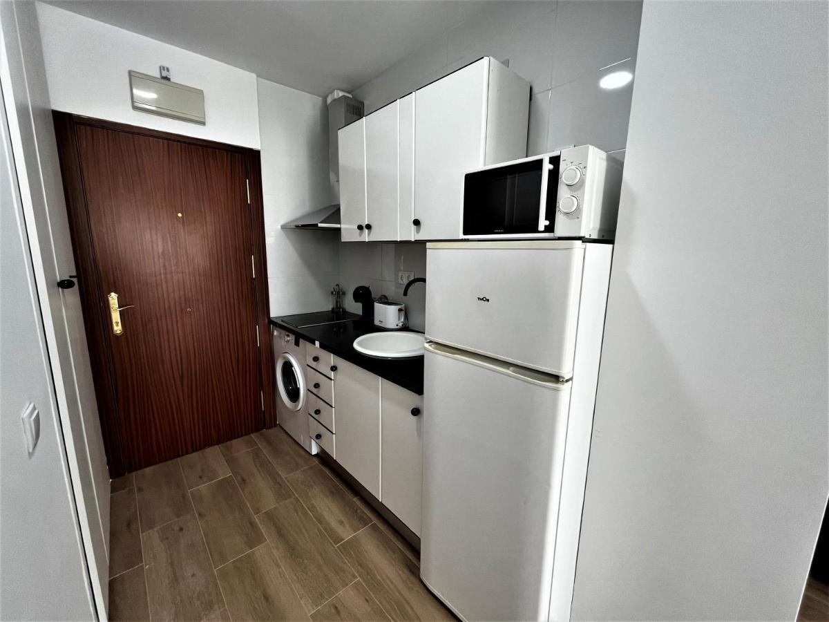 Ver7 - Estudio, Wifi, Fire Stick Amazon, Terraza, Vistas Al Mar, Piscina Torremolinos Bagian luar foto