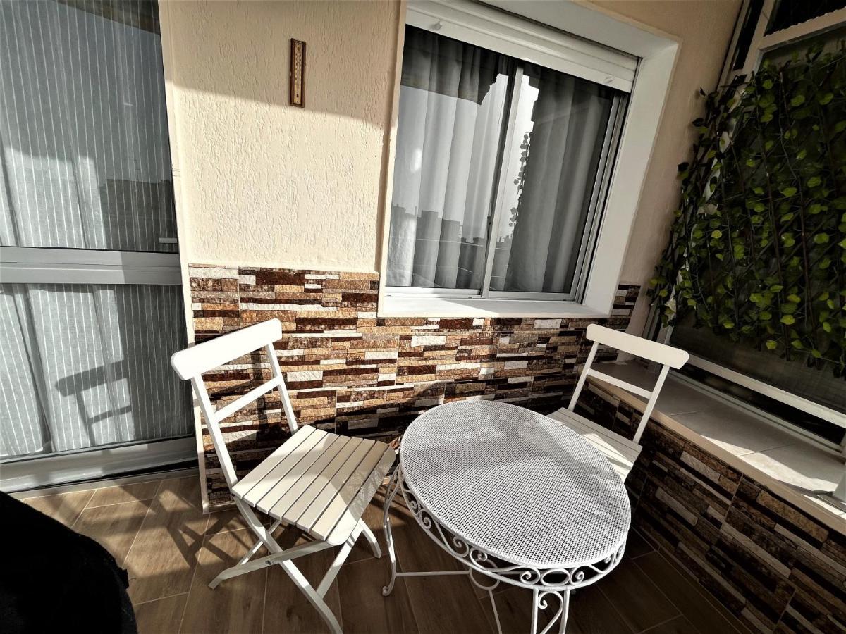 Ver7 - Estudio, Wifi, Fire Stick Amazon, Terraza, Vistas Al Mar, Piscina Torremolinos Bagian luar foto